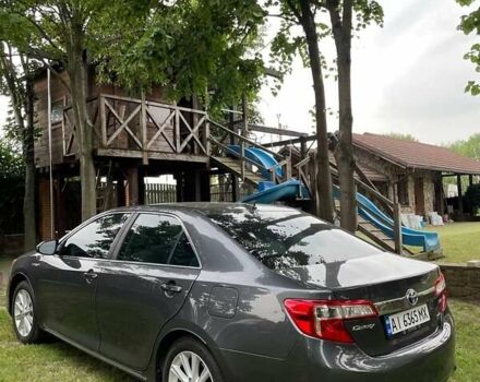 Серый Тойота Камри, объемом двигателя 2.49 л и пробегом 229 тыс. км за 12800 $, фото 12 на Automoto.ua