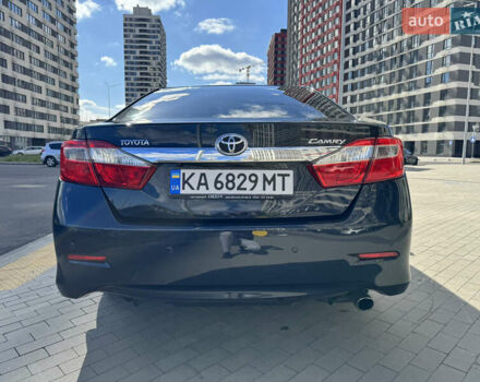 Сірий Тойота Камрі, об'ємом двигуна 2.49 л та пробігом 220 тис. км за 13700 $, фото 3 на Automoto.ua