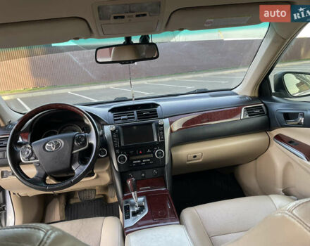 Сірий Тойота Камрі, об'ємом двигуна 3.5 л та пробігом 231 тис. км за 13400 $, фото 39 на Automoto.ua