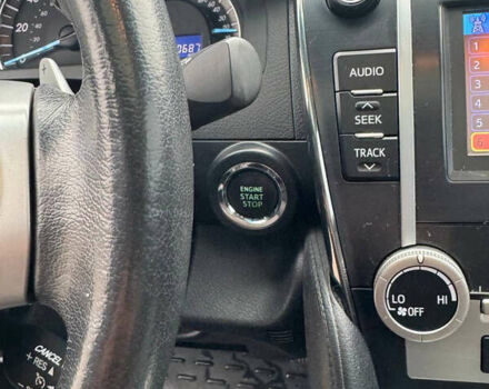 Тойота Камри 2012 в Киеве на Automoto.ua Серый Тойота Камри, объемом двигателя 2.49 л и пробегом 193 тыс. км за 9699 $, фото 14 на Automoto.ua