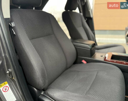 Серый Тойота Камри, объемом двигателя 2.5 л и пробегом 198 тыс. км за 13999 $, фото 39 на Automoto.ua