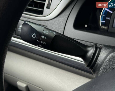 Сірий Тойота Камрі, об'ємом двигуна 2.49 л та пробігом 268 тис. км за 10990 $, фото 18 на Automoto.ua