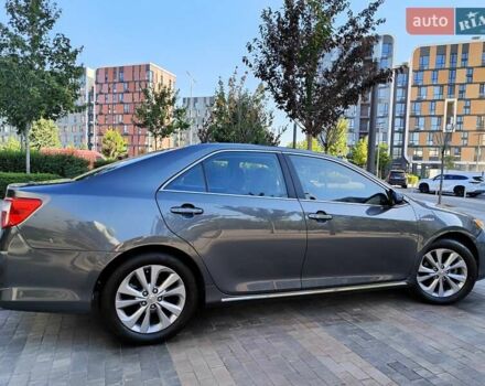 Сірий Тойота Камрі, об'ємом двигуна 2.5 л та пробігом 268 тис. км за 10990 $, фото 22 на Automoto.ua