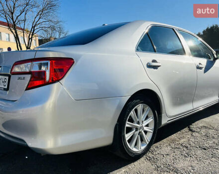 Серый Тойота Камри, объемом двигателя 2.5 л и пробегом 155 тыс. км за 13000 $, фото 4 на Automoto.ua