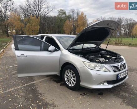 Серый Тойота Камри, объемом двигателя 2.5 л и пробегом 181 тыс. км за 11500 $, фото 15 на Automoto.ua