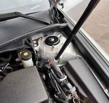 Серый Тойота Камри, объемом двигателя 2.49 л и пробегом 183 тыс. км за 14000 $, фото 15 на Automoto.ua