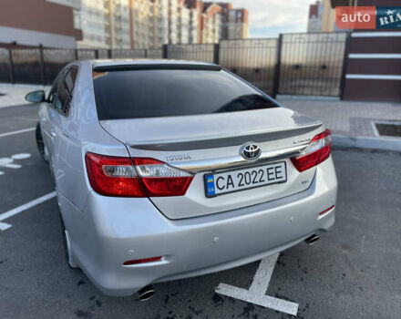Сірий Тойота Камрі, об'ємом двигуна 3.5 л та пробігом 231 тис. км за 13400 $, фото 25 на Automoto.ua