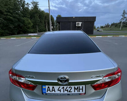 Сірий Тойота Камрі, об'ємом двигуна 2.5 л та пробігом 135 тис. км за 14700 $, фото 3 на Automoto.ua