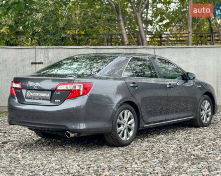 Серый Тойота Камри, объемом двигателя 2.49 л и пробегом 268 тыс. км за 11490 $, фото 9 на Automoto.ua