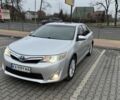 Серый Тойота Камри, объемом двигателя 2.5 л и пробегом 290 тыс. км за 11400 $, фото 6 на Automoto.ua