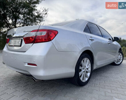 Тойота Камри 2012 в Киеве на Automoto.ua Серый Тойота Камри, объемом двигателя 2.49 л и пробегом 198 тыс. км за 15490 $, фото 18 на Automoto.ua