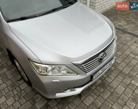 Серый Тойота Камри, объемом двигателя 2.5 л и пробегом 220 тыс. км за 12900 $, фото 4 на Automoto.ua