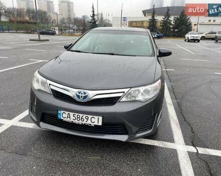 Серый Тойота Камри, объемом двигателя 2.49 л и пробегом 194 тыс. км за 11000 $, фото 14 на Automoto.ua