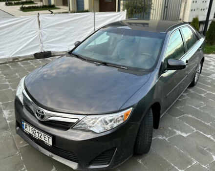 Тойота Камри 2012 в Львове на Automoto.ua Серый Тойота Камри, объемом двигателя 2.5 л и пробегом 179 тыс. км за 10700 $, фото 6 на Automoto.ua