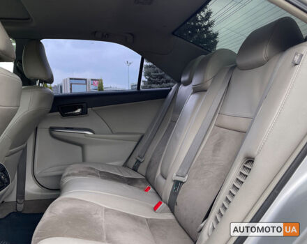 Серый Тойота Камри, объемом двигателя 2.5 л и пробегом 252 тыс. км за 12200 $, фото 8 на Automoto.ua