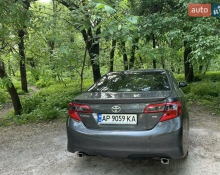Сірий Тойота Камрі, об'ємом двигуна 2.49 л та пробігом 290 тис. км за 9500 $, фото 3 на Automoto.ua