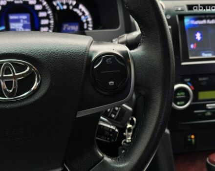 Серый Тойота Камри, объемом двигателя 2.5 л и пробегом 213 тыс. км за 14490 $, фото 29 на Automoto.ua