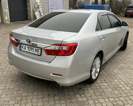 Сірий Тойота Камрі, об'ємом двигуна 2.5 л та пробігом 136 тис. км за 16500 $, фото 6 на Automoto.ua