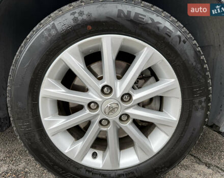 Серый Тойота Камри, объемом двигателя 2.5 л и пробегом 198 тыс. км за 13999 $, фото 49 на Automoto.ua