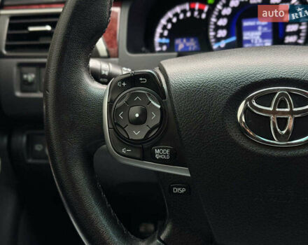 Серый Тойота Камри, объемом двигателя 2.5 л и пробегом 213 тыс. км за 14490 $, фото 30 на Automoto.ua