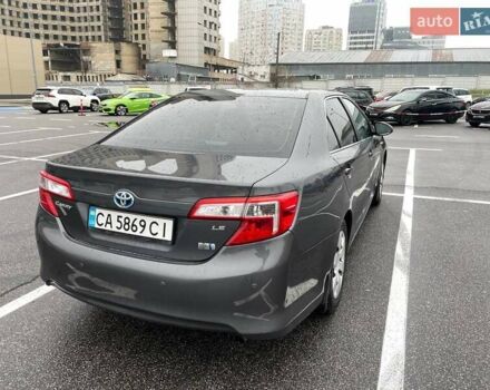 Серый Тойота Камри, объемом двигателя 2.49 л и пробегом 194 тыс. км за 11000 $, фото 7 на Automoto.ua
