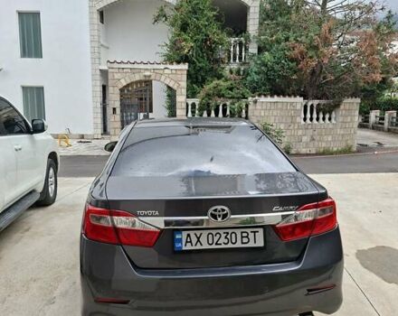 Серый Тойота Камри, объемом двигателя 2.49 л и пробегом 160 тыс. км за 14500 $, фото 6 на Automoto.ua