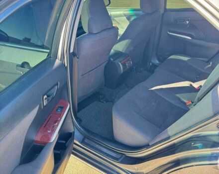 Серый Тойота Камри, объемом двигателя 2.5 л и пробегом 225 тыс. км за 12300 $, фото 13 на Automoto.ua