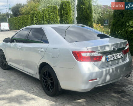 Серый Тойота Камри, объемом двигателя 2.5 л и пробегом 210 тыс. км за 12700 $, фото 5 на Automoto.ua