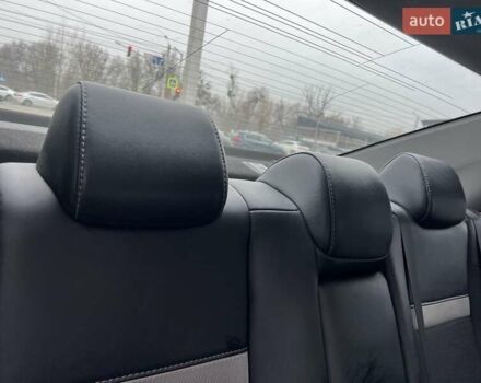 Серый Тойота Камри, объемом двигателя 2.5 л и пробегом 297 тыс. км за 10300 $, фото 18 на Automoto.ua