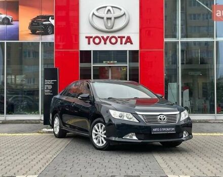 Серый Тойота Камри, объемом двигателя 2.5 л и пробегом 234 тыс. км за 15533 $, фото 2 на Automoto.ua