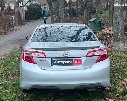 Серый Тойота Камри, объемом двигателя 2.5 л и пробегом 297 тыс. км за 10390 $, фото 8 на Automoto.ua