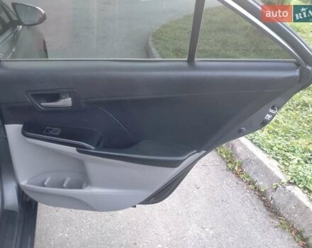 Тойота Камрі 2013 у Хмельницькому на Automoto.ua Сірий Тойота Камрі, об'ємом двигуна 2.5 л та пробігом 137 тис. км за 9900 $, фото 28 на Automoto.ua