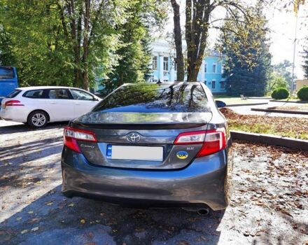 Сірий Тойота Камрі, об'ємом двигуна 2.5 л та пробігом 280 тис. км за 11800 $, фото 5 на Automoto.ua