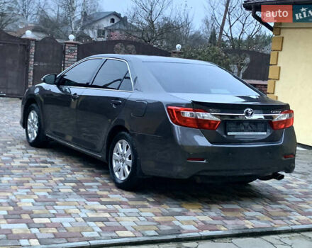 Сірий Тойота Камрі, об'ємом двигуна 2.49 л та пробігом 225 тис. км за 12800 $, фото 20 на Automoto.ua
