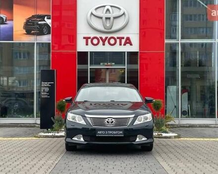 Серый Тойота Камри, объемом двигателя 2.5 л и пробегом 234 тыс. км за 15533 $, фото 1 на Automoto.ua