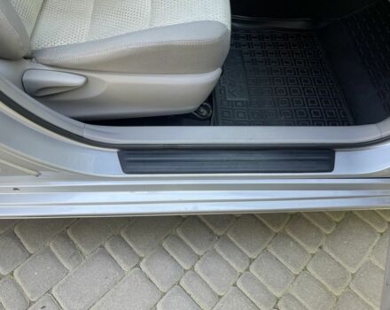 Серый Тойота Камри, объемом двигателя 2.5 л и пробегом 141 тыс. км за 12500 $, фото 16 на Automoto.ua