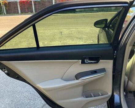 Сірий Тойота Камрі, об'ємом двигуна 2.49 л та пробігом 135 тис. км за 14900 $, фото 18 на Automoto.ua