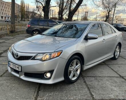 Сірий Тойота Камрі, об'ємом двигуна 2.5 л та пробігом 193 тис. км за 11000 $, фото 2 на Automoto.ua