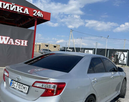 Серый Тойота Камри, объемом двигателя 2.5 л и пробегом 255 тыс. км за 11999 $, фото 4 на Automoto.ua