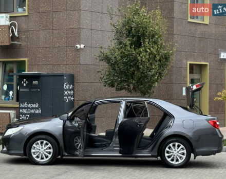Тойота Камри 2013 в Одессе на Automoto.ua Серый Тойота Камри, объемом двигателя 2.5 л и пробегом 173 тыс. км за 12800 $, фото 4 на Automoto.ua