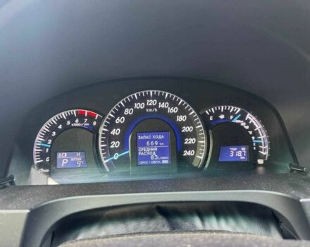 Серый Тойота Камри, объемом двигателя 2.5 л и пробегом 225 тыс. км за 12300 $, фото 12 на Automoto.ua