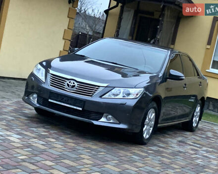 Сірий Тойота Камрі, об'ємом двигуна 2.49 л та пробігом 225 тис. км за 12800 $, фото 18 на Automoto.ua