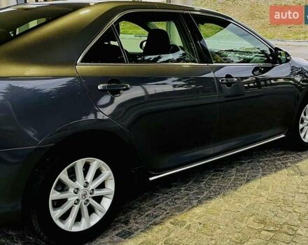 Серый Тойота Камри, объемом двигателя 2.49 л и пробегом 115 тыс. км за 15800 $, фото 11 на Automoto.ua