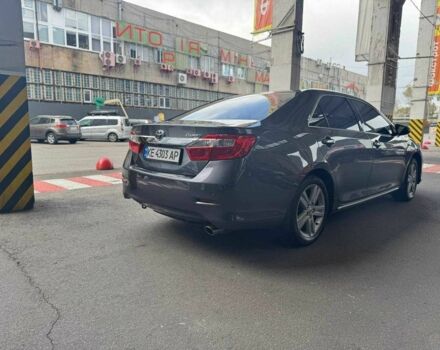 Серый Тойота Камри, объемом двигателя 2.5 л и пробегом 225 тыс. км за 12300 $, фото 4 на Automoto.ua