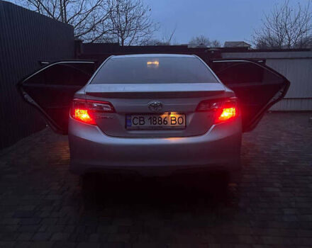 Сірий Тойота Камрі, об'ємом двигуна 2.49 л та пробігом 225 тис. км за 11400 $, фото 2 на Automoto.ua