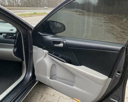Сірий Тойота Камрі, об'ємом двигуна 2.4 л та пробігом 241 тис. км за 12600 $, фото 10 на Automoto.ua