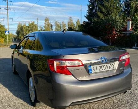 Сірий Тойота Камрі, об'ємом двигуна 2.49 л та пробігом 135 тис. км за 14900 $, фото 4 на Automoto.ua