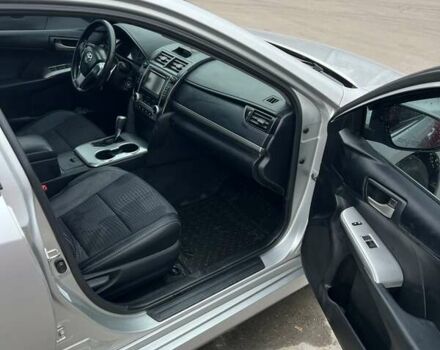 Серый Тойота Камри, объемом двигателя 2.5 л и пробегом 297 тыс. км за 10300 $, фото 20 на Automoto.ua