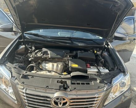 Сірий Тойота Камрі, об'ємом двигуна 2.5 л та пробігом 150 тис. км за 14200 $, фото 6 на Automoto.ua