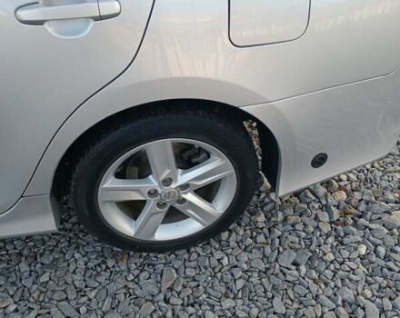 Серый Тойота Камри, объемом двигателя 2.49 л и пробегом 230 тыс. км за 9800 $, фото 16 на Automoto.ua